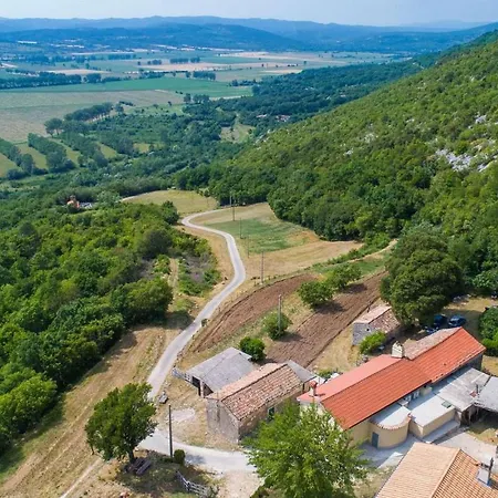 Zvanya Holiday home *