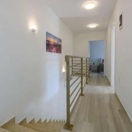 Holiday home Zvanya Krsan
