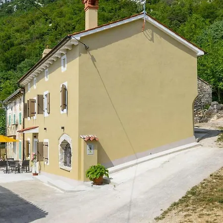 Zvanya *