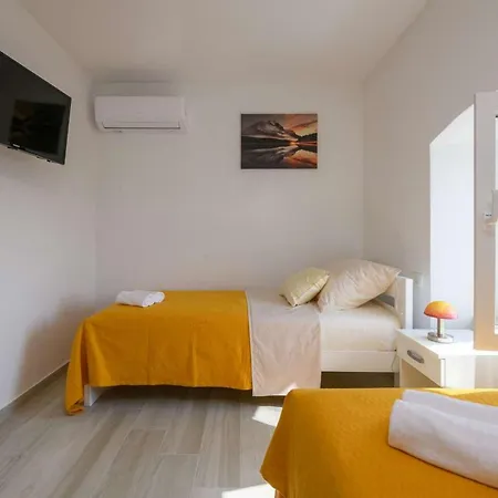 Holiday home Zvanya Krsan
